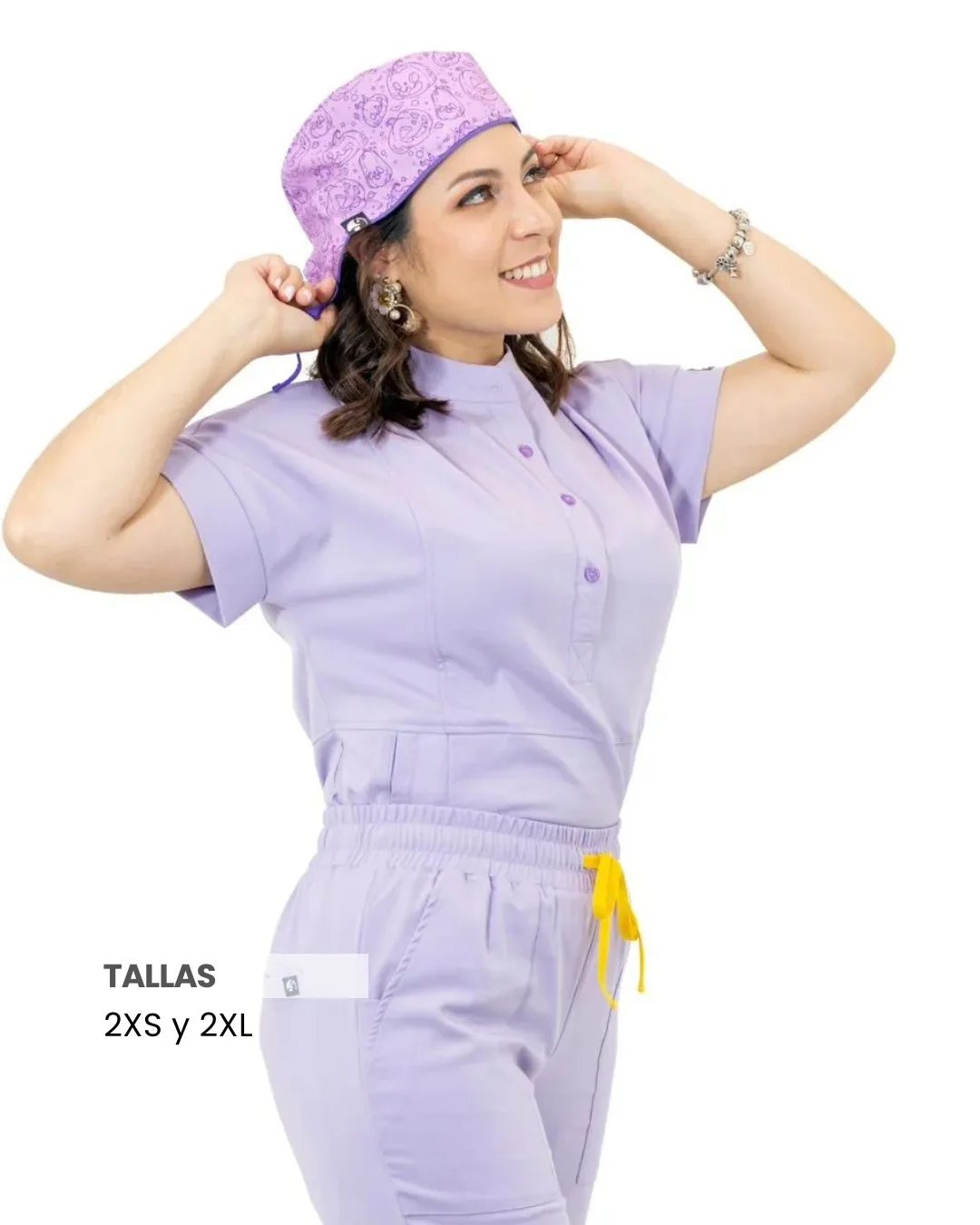 Renueva tu look con nuestros scrubs