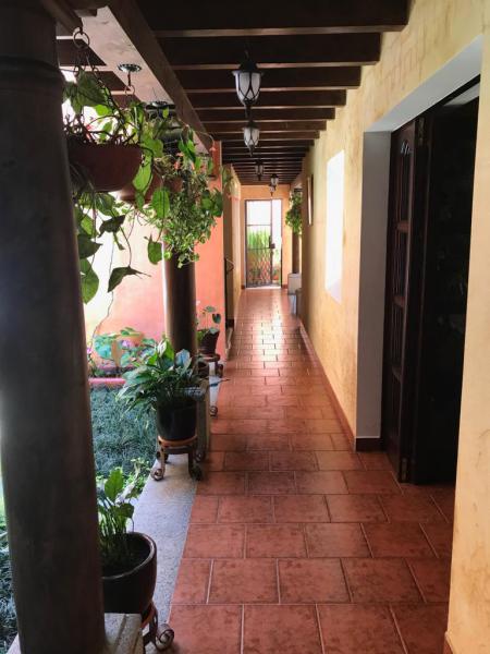 Rento casa en condominio Serenisima en Antigua Guatemala