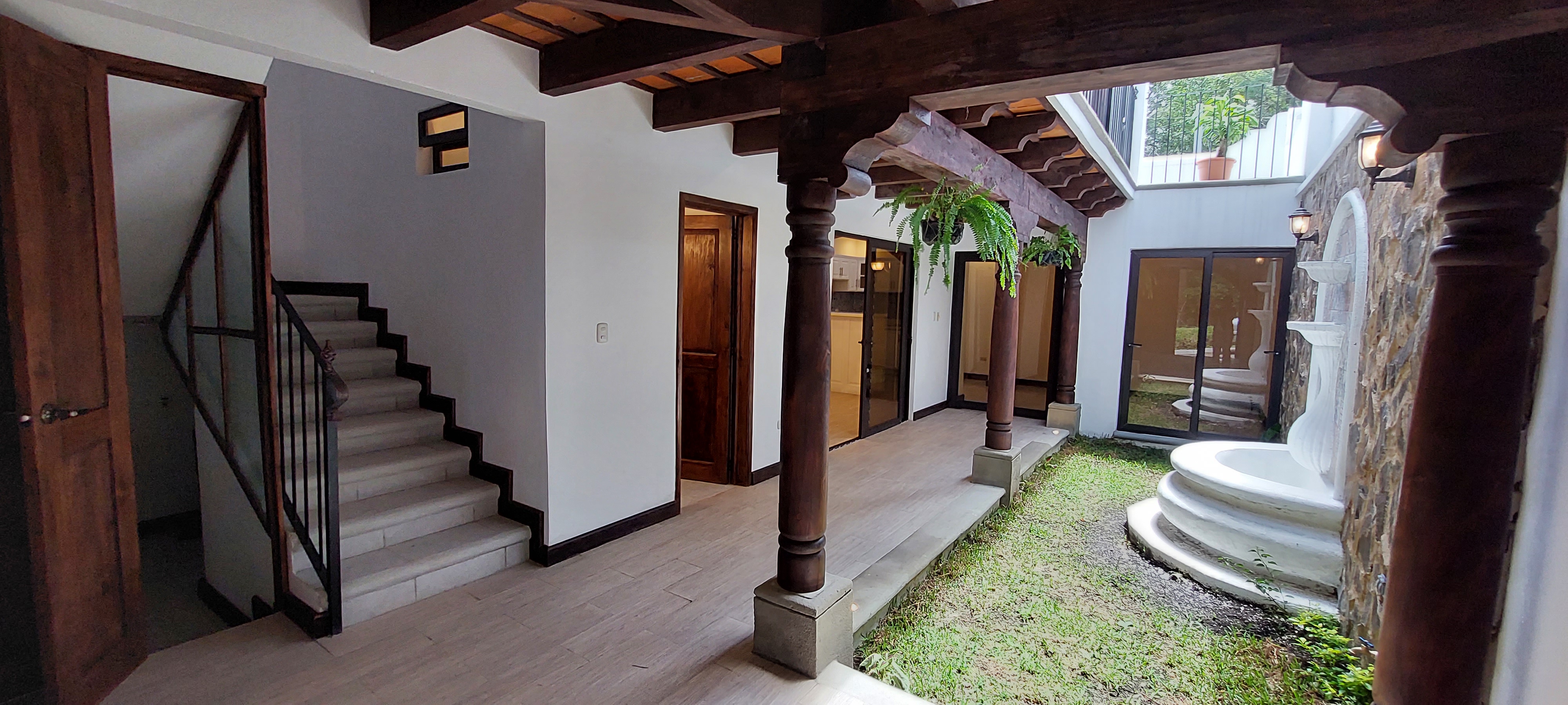 Casa nueva en Antigua Gardens a 20 minutos del casco urbano.
