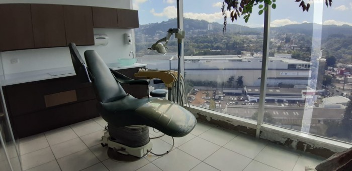 Oficina en Venta para dentista en zona 10 Guatemala