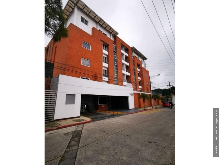 Apartamento en ciudad vieja z 10