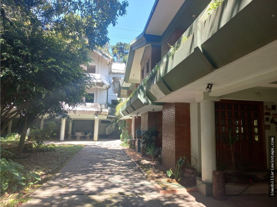 Casa comercial para invertir