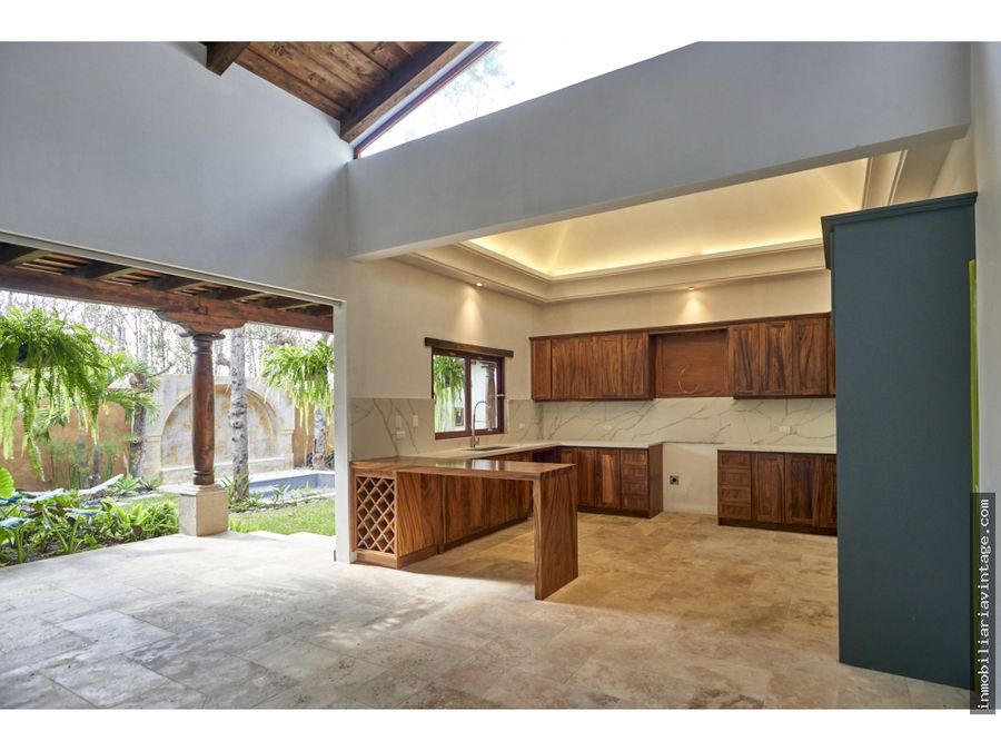 Casa de lujo con piscina en antigua guatemala