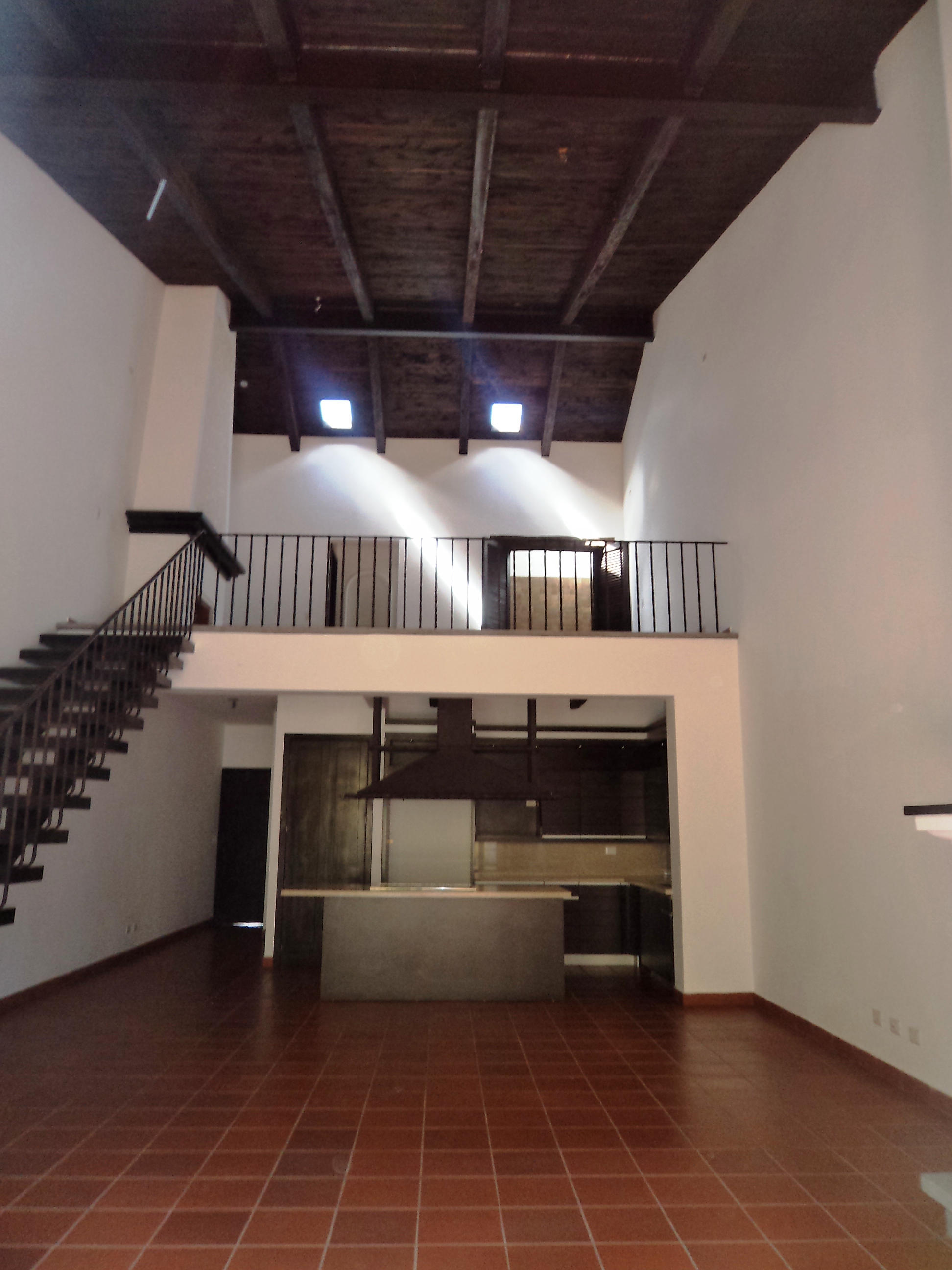 SE VENDE LOFT DE LUJO EN ANTIGUA GUATEMALA