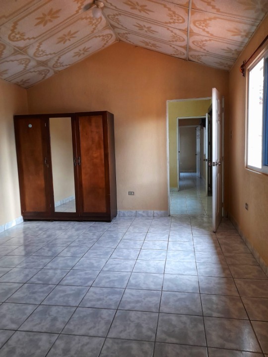 SE RENTA APARTAMENTO PEQUEÑO EN ANTIGUA