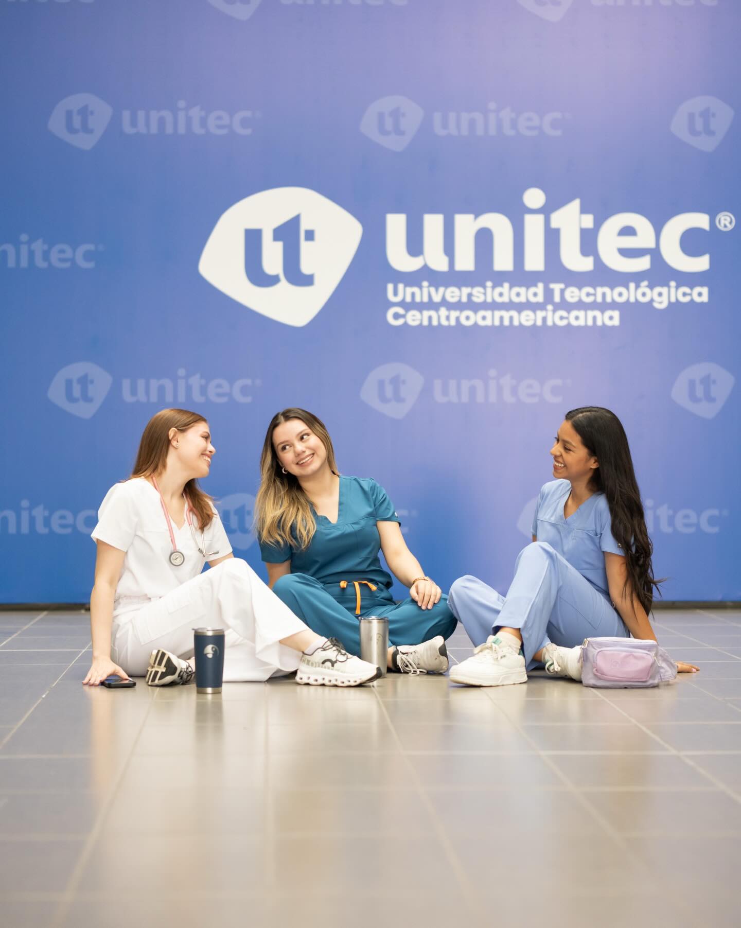 Scrubs para estudiantes que lo dan todo