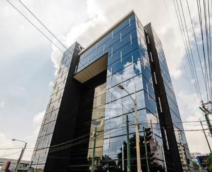 Alquilo Oficina en z.10 Renovati