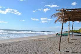 Visita Sunrise House Y Disfruta De Las Aguas De Pochomil.